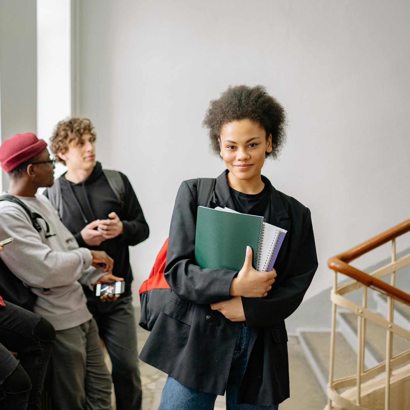 Étudiante avec ses camarades
